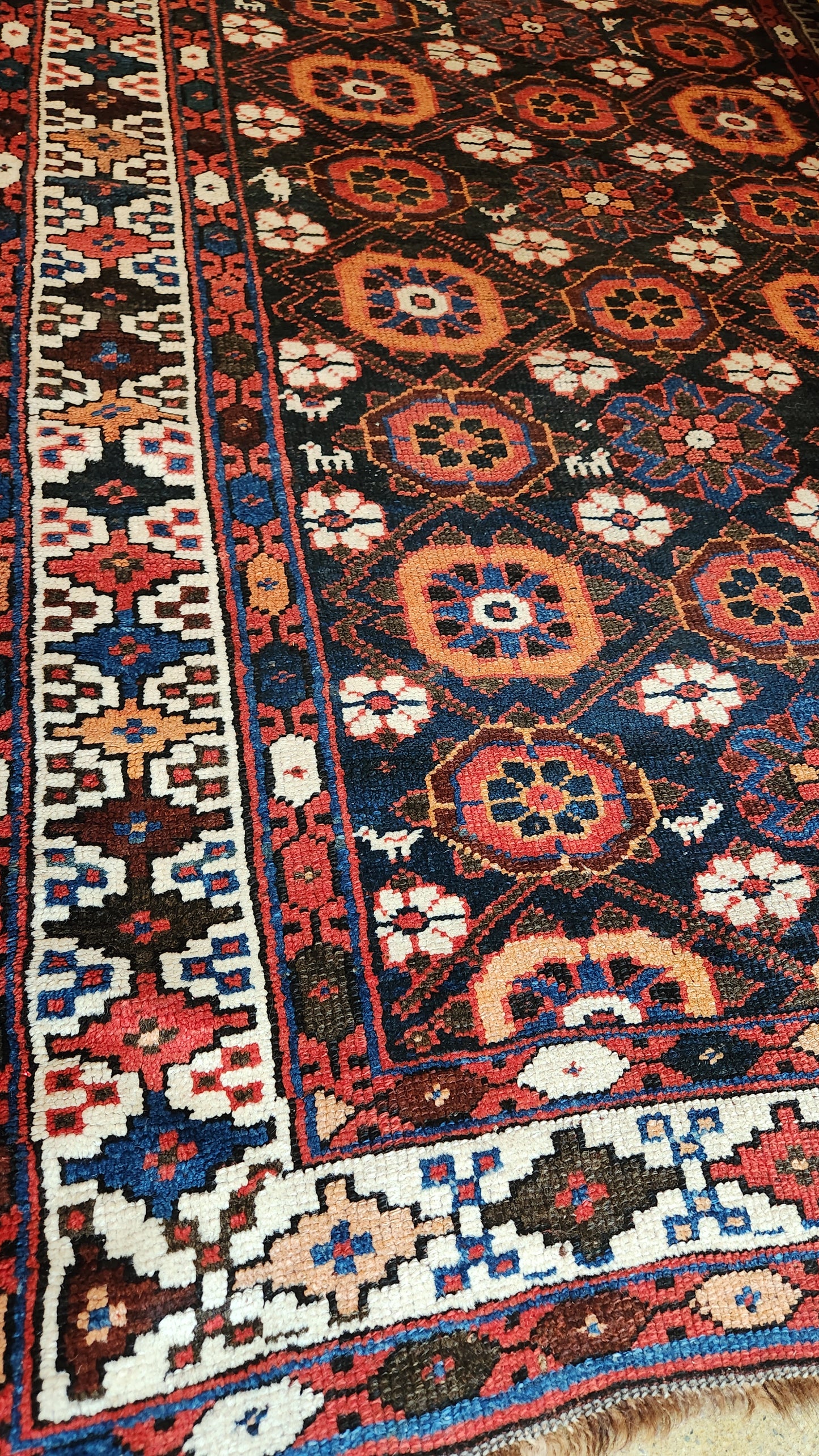Semi-antique Varamin Persian rug, 1940s