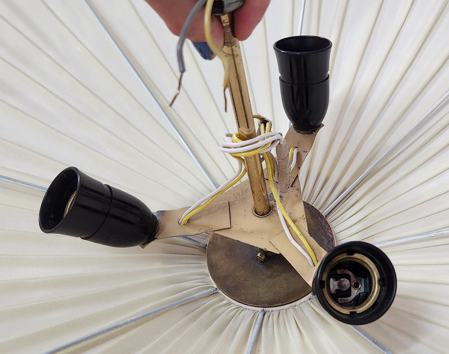 Itsu Pleated Silk Ceiling Lamp