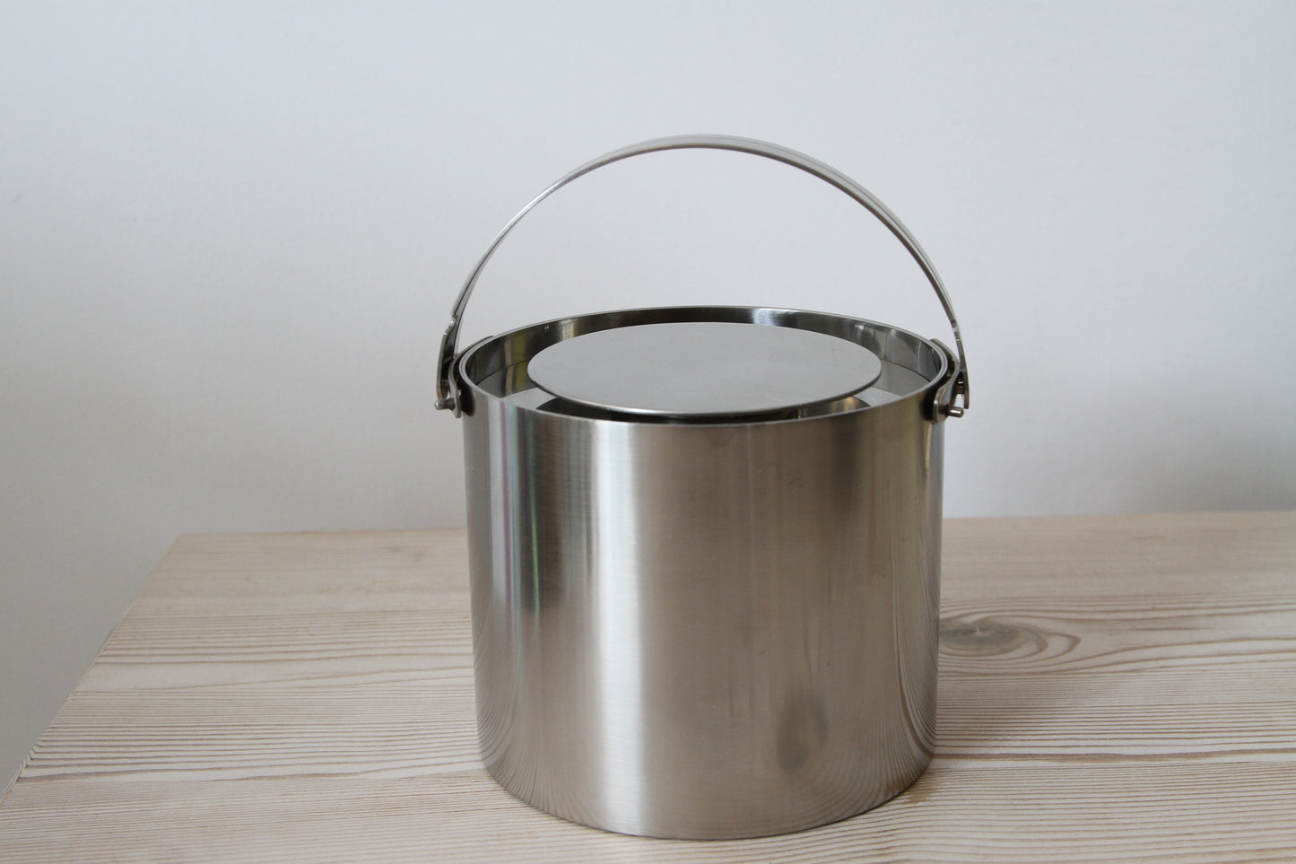 Arne Jacobsen Cylinda-line Ice Bucket, 1967
